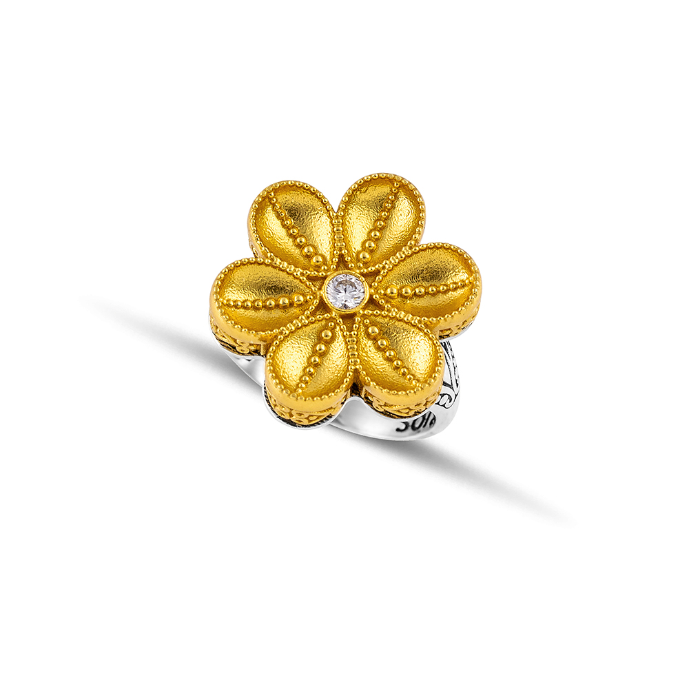 Sterling Silver Ring with Zircon Stones D208