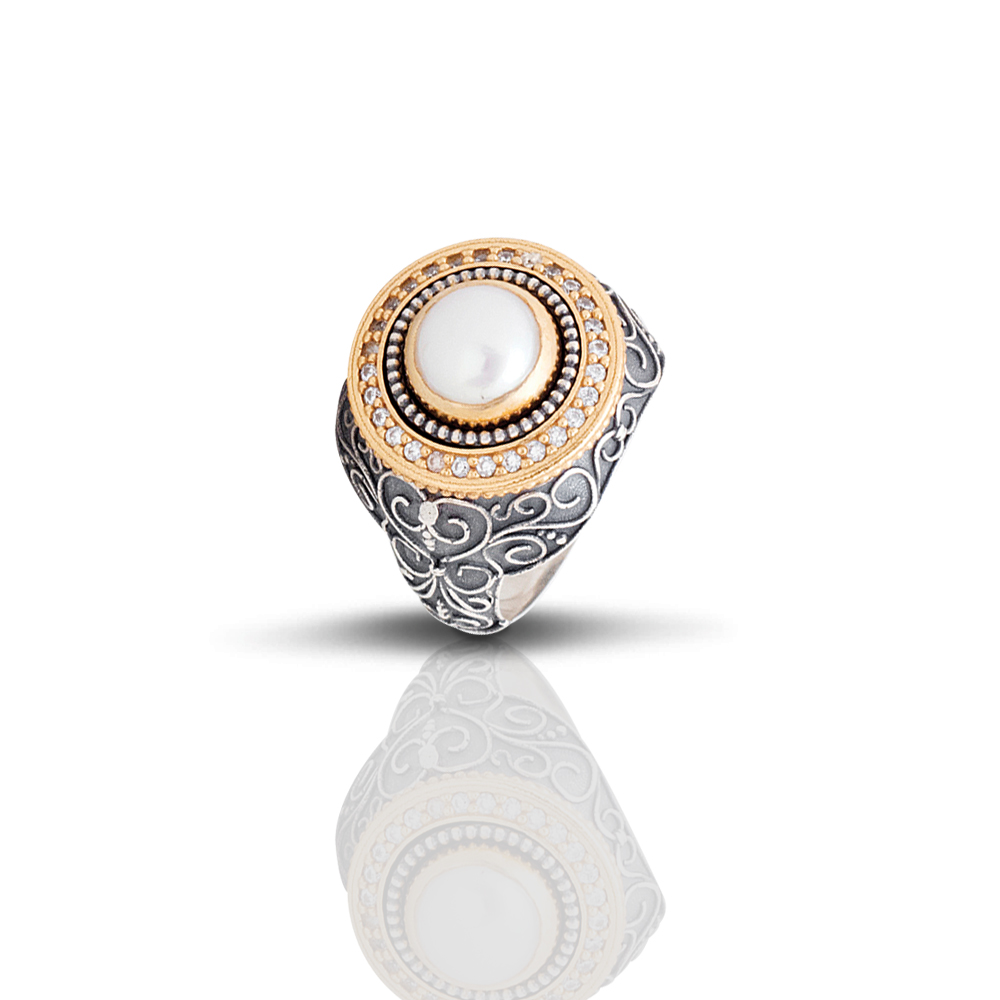 Ring with Pearl and Zircon D339